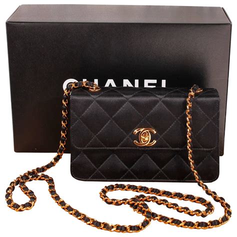 clutch zwart chanel|chanel clutch bag.